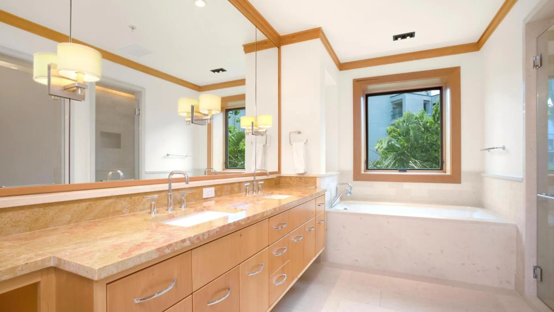 Kbm Resorts Free Car Hale Honu At Montage Kapalua Bay Sleeps 10 3-Bedroom Condo With Daily Housekeeping Spa 0*,  USA