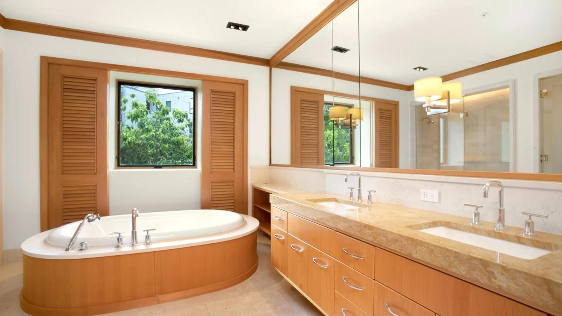 Kbm Resorts Free Car Hale Honu At Montage Kapalua Bay Sleeps 10 3-Bedroom Condo With Daily Housekeeping Spa