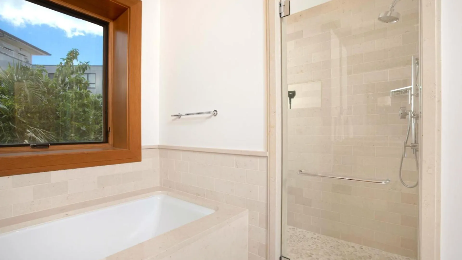 Kbm Resorts Free Car Hale Honu At Montage Kapalua Bay Sleeps 10 3-Bedroom Condo With Daily Housekeeping Spa Apartmán